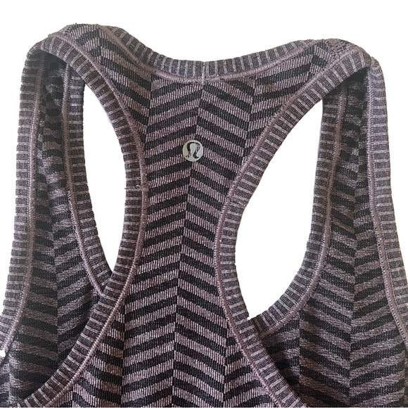 Lululemon 4 Swiftly Tech Racerback Tank Top Chevron Srtipe Black Cherry - Picture 3 of 4